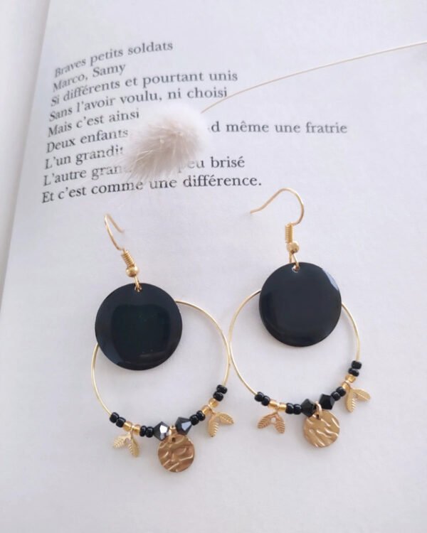 Boucle d'oreilles noir et or