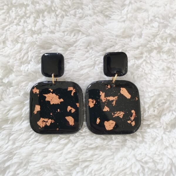 Boucles d'oreilles noires cuivrées