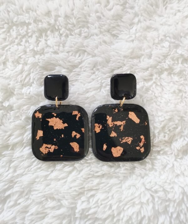 Boucles d'oreilles noires cuivrées