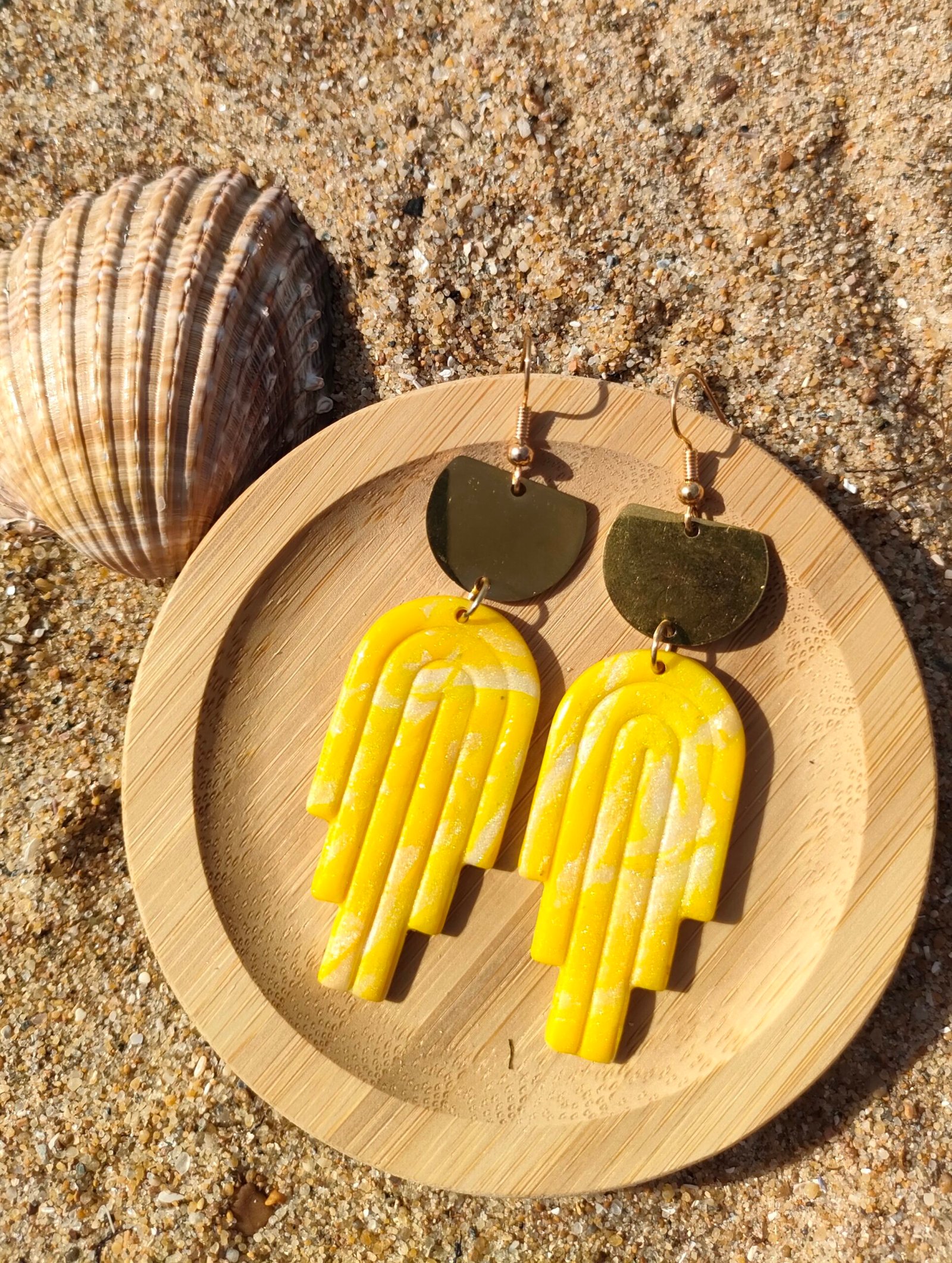 Boucles d'oreilles jaunes marbrées