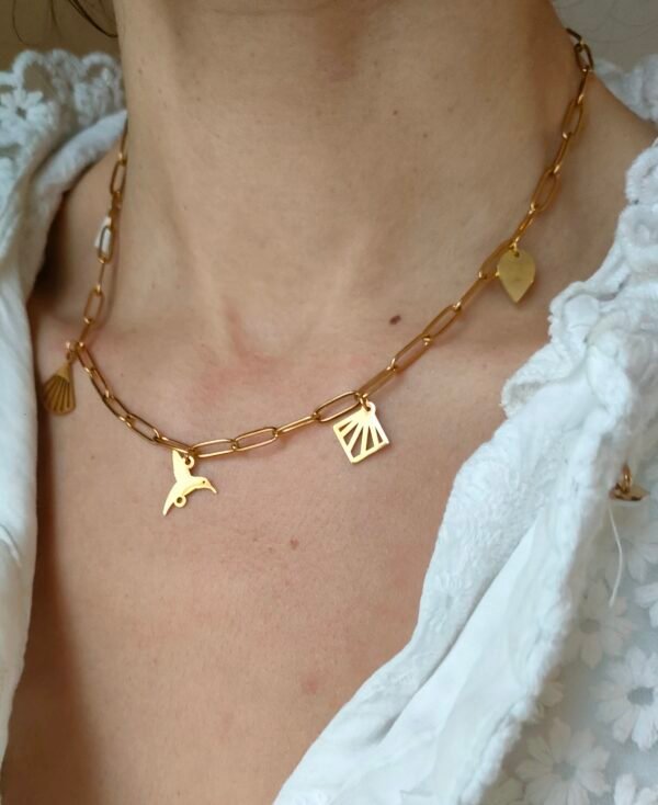 Collier doré breloques oiseau